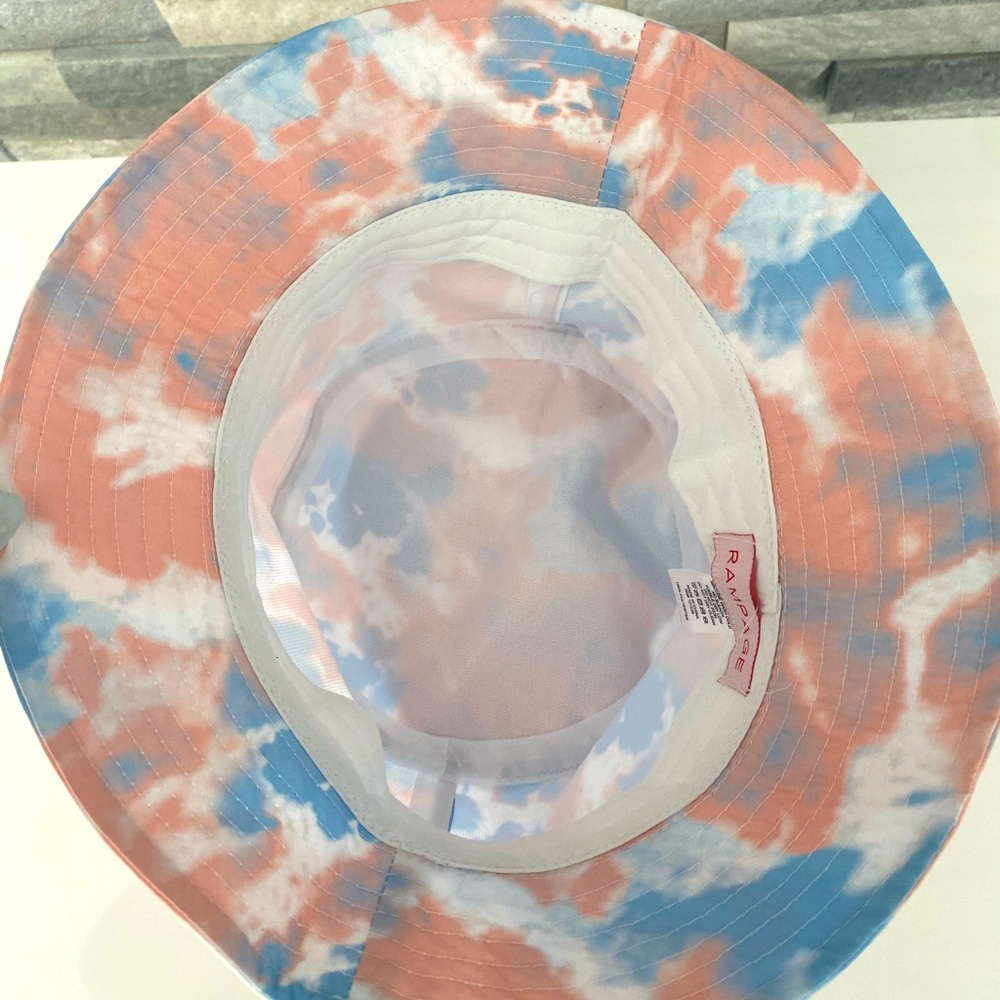NWT Urban Outfitters Tie Dye Bucket Hat - Picture 3 of 5